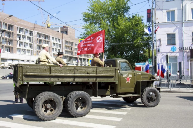 Выставка ретромашин в Барнауле. 9 мая 2022 года. 