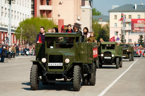 Бессмертный полк в Барнауле. 9 мая 2022 года. 