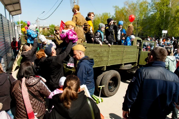 Бессмертный полк в Барнауле. 9 мая 2022 года. 