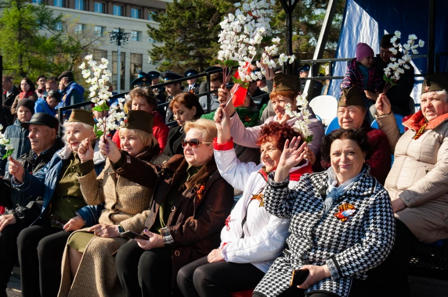 Торжественное построение войск Барнаульского гарнизона. 9 мая 2022 года.