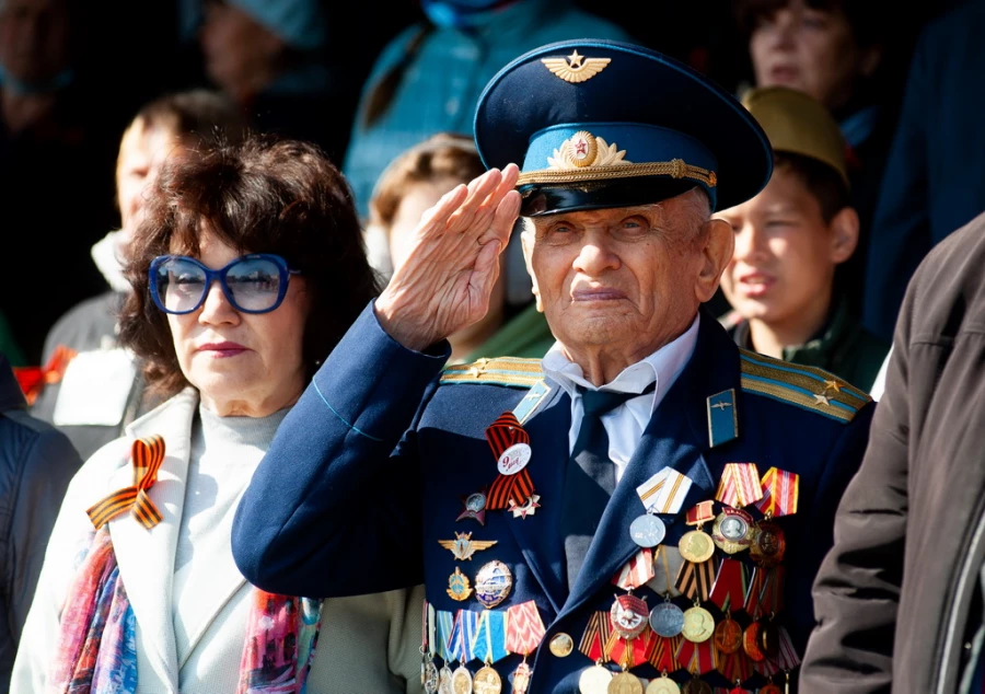 Торжественное построение войск Барнаульского гарнизона. 9 мая 2022 года.