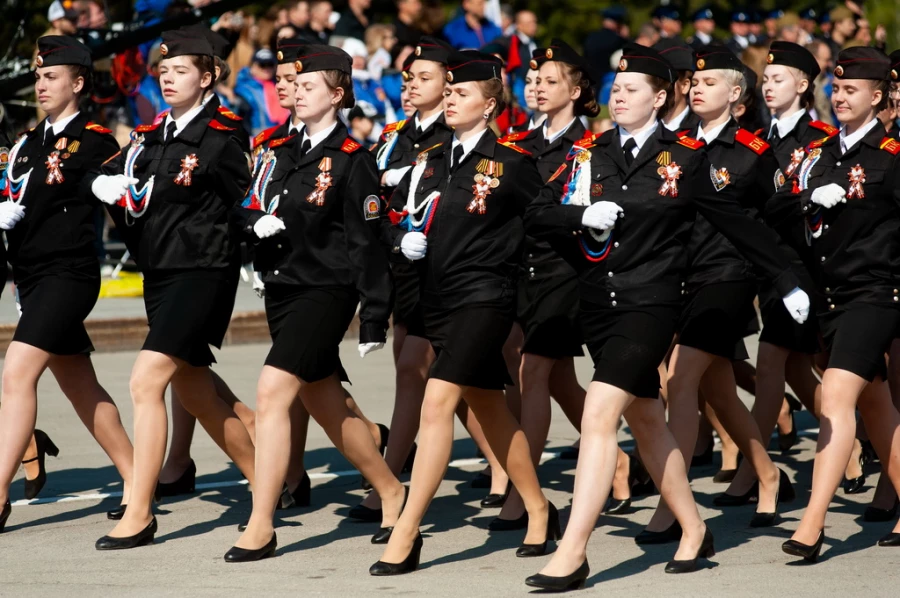 Торжественное построение войск Барнаульского гарнизона. 9 мая 2022 года.