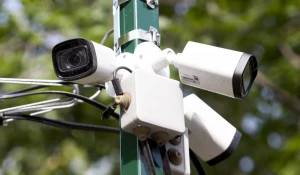 Умное видеонаблюдение в барнаульском парке "Изумрудный".