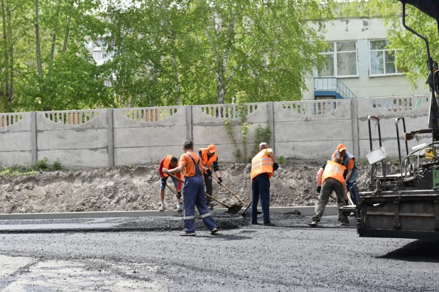 14 дворов отремонтируют в Барнауле