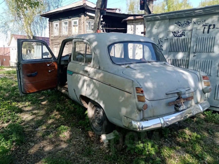«Москвич 403» не на ходу, под восстановление продается в Барнауле за 40 тыс. рублей.
