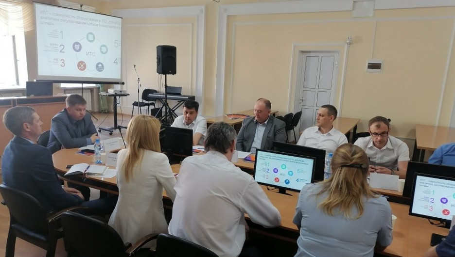 Круглый стол «Цифровые решения транспортной инфраструктуры» в Барнауле. 