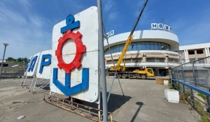 В Барнауле разбирают Речной вокзал