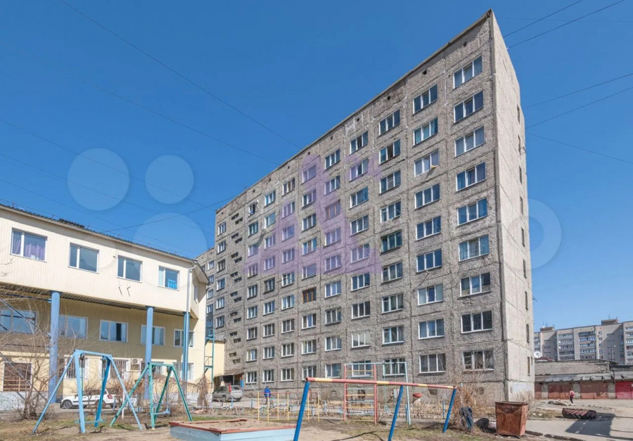 Добротная комната, как для советского студента, продается на ул. Крупской, 99к2 в Барнауле за 1,87 млн рублей. 