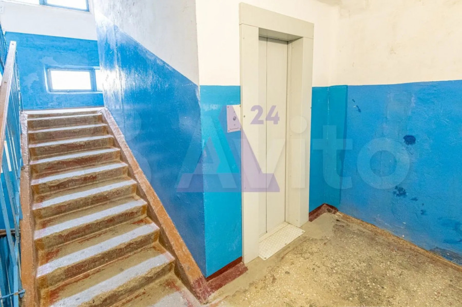 Добротная комната, как для советского студента, продается на ул. Крупской, 99к2 в Барнауле за 1,87 млн рублей. 