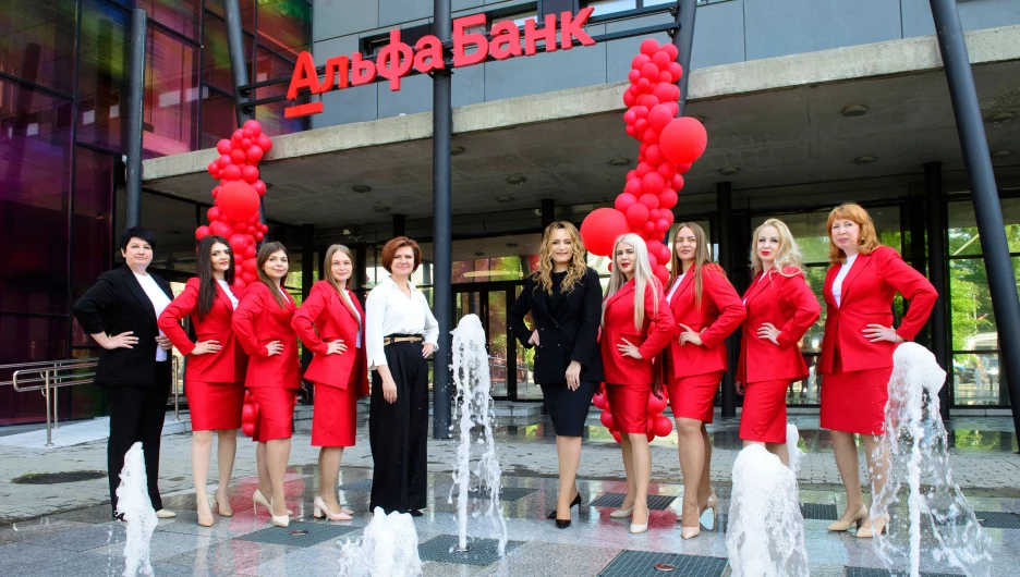 Новый офис Альфа-Банка на Ленина, 106 в Барнауле.
