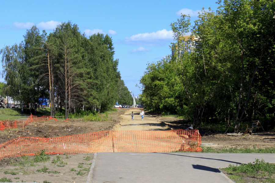 Строительство продолжения малого Павловского тракта от ул. Солнечная поляна до Северного Власихинского проезда.