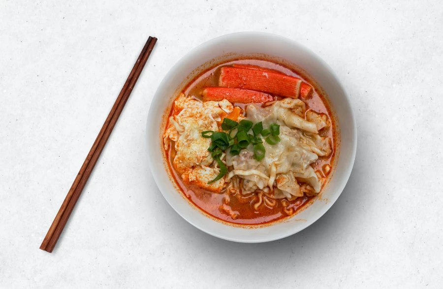 Азиатский суп Том-Ям. 