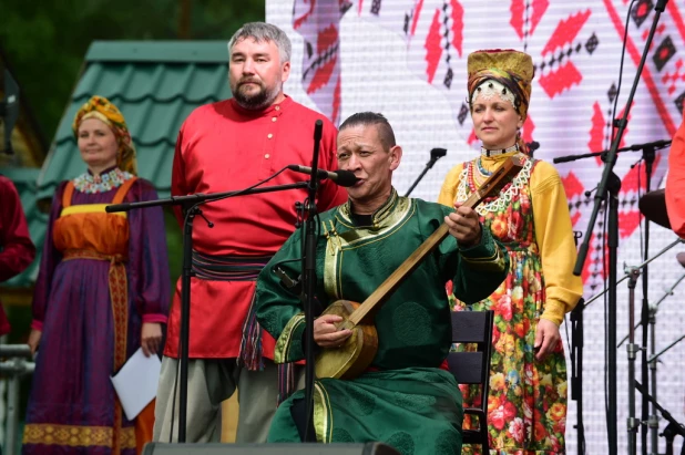 "День России на Бирюзовой Катуни" 12.06.2022. 