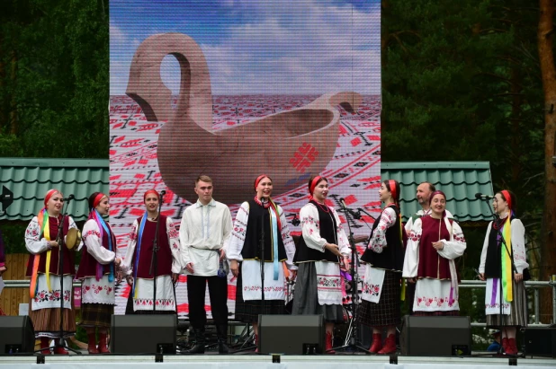 "День России на Бирюзовой Катуни" 12.06.2022. 