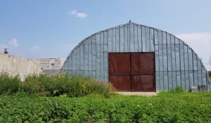 Ангар в селе Шахи Павловского района.