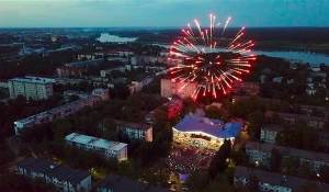 Торговый двор «Аникс» отметил 29-й День рождения.