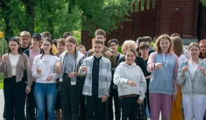 Дети в детском оздоровительном лагере Челябинска «Лесная застава».