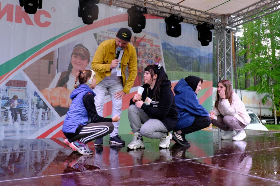 Традиционный выезд сотрудников компании в Горный Алтай.
