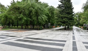 Тротуарная плитка крупных форм на общественных территориях Барнаула.