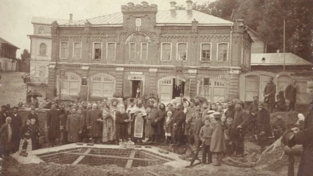 Освящение закладки водопровода, 1909 год, г. Плес Костромской губернии.