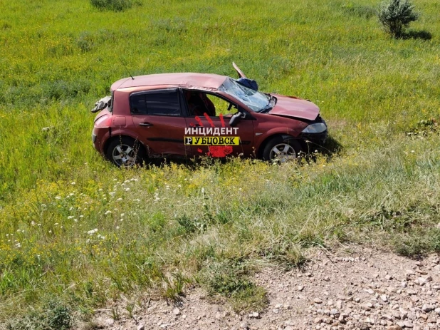 Водителя автомобиля госпитализировали