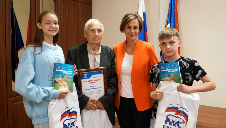 Школьники из Барнаула победили в первенстве России по радиоспорту
