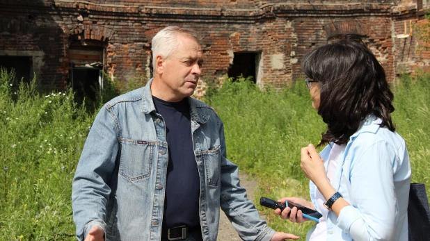 Евгений Поскотинов рассказывает историю семьи.