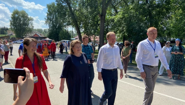 Актриса Ирина Муравьева в Сростках