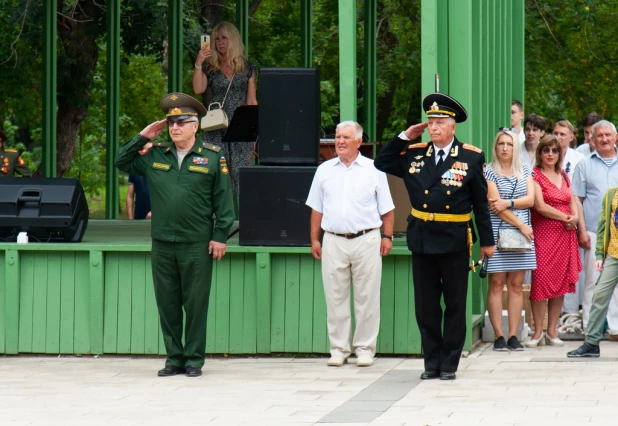 В Барнауле отметили день Военно-морского флота