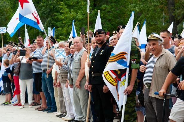 В Барнауле отметили день Военно-морского флота