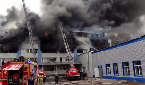 Пожар на текстильном производстве в Красноярске