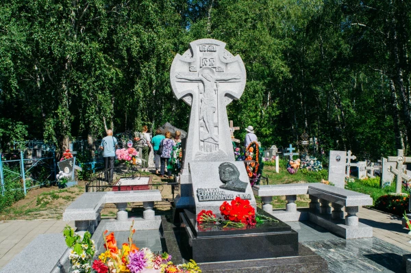Могила Михаила Евдокимова Фото