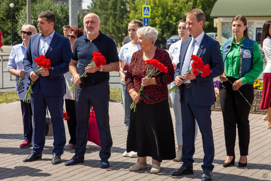 Церемония, посвященная 100-летию со дня рождения Алексея Скурлатова.