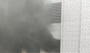 Пожар в гаражном кооперативе в Барнауле