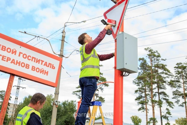 Приемка отремонтированного участка Змеиногорского тракта от ул. Аванесова до Южного тракта.