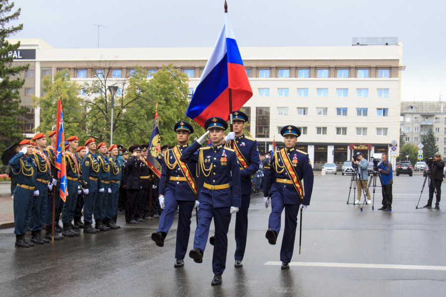 День государственного флага в Барнауле 2022. 