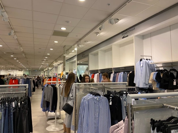 Открытие магазина H&M в Барнауле. 