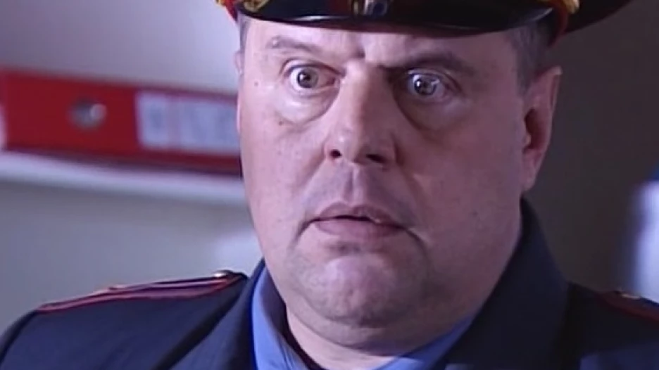 Максим Пинскер в роли майора Лапина в сериале "Час Волкова"