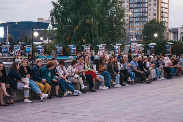 "Человейник" в театре драмы. 