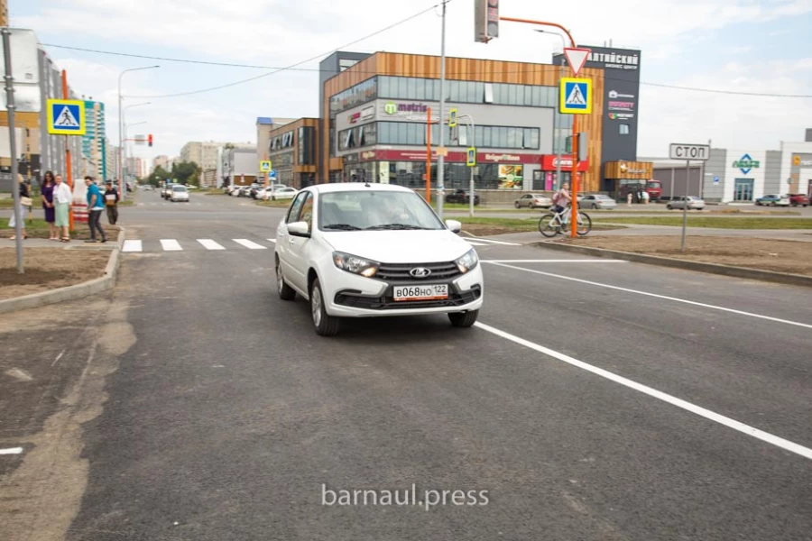 Открытие новой автомобильной дороги по улице Сиреневой.