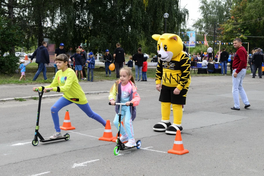 Компания «Нортек» устроила грандиозный праздник для первоклассников.
