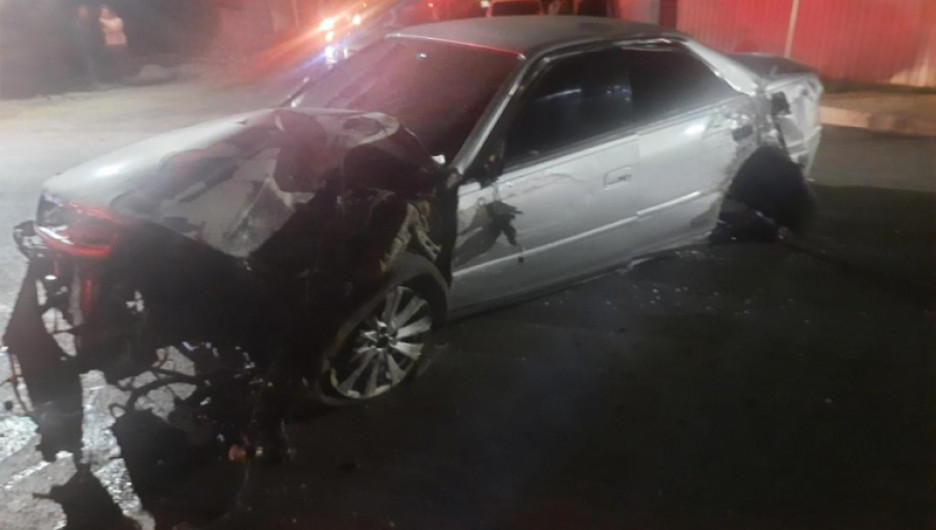 Пьяный водитель без прав насмерть сбил перебегавшего дорогу деда на Алтае