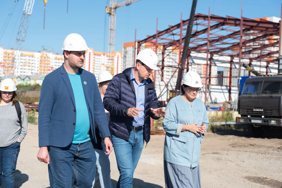 Визит в Барнаул Сарданы Авксентьевой.