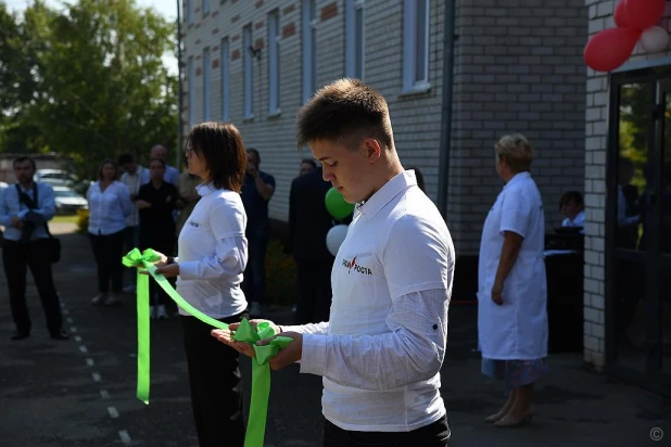 В пяти пригородных школах Барнаула открылись центры «Точка роста».