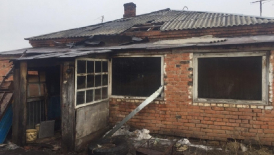 В Новосибирской области отец пойдет под суд за беспечность, из-за которой в пожаре сгорели двое его детей