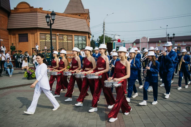 Выступление оркестра к Дню города Барнаула 2022.