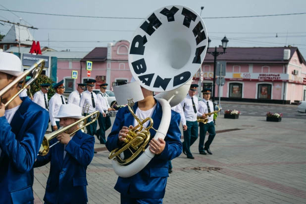 Выступление оркестра к Дню города Барнаула 2022.