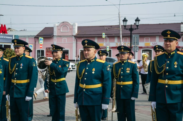 Выступление оркестра к Дню города Барнаула 2022.