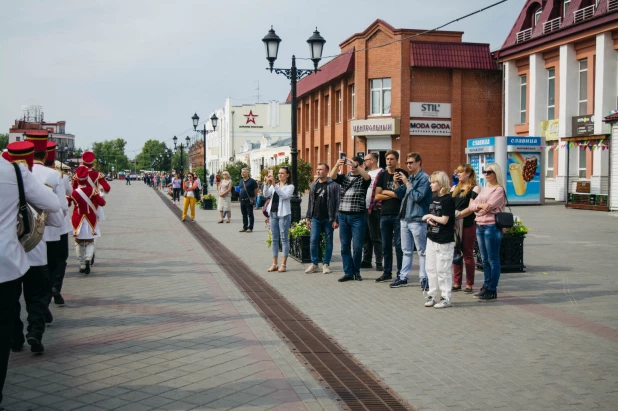 Выступление оркестра к Дню города Барнаула 2022.