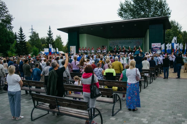 Выступление оркестра к Дню города Барнаула 2022.